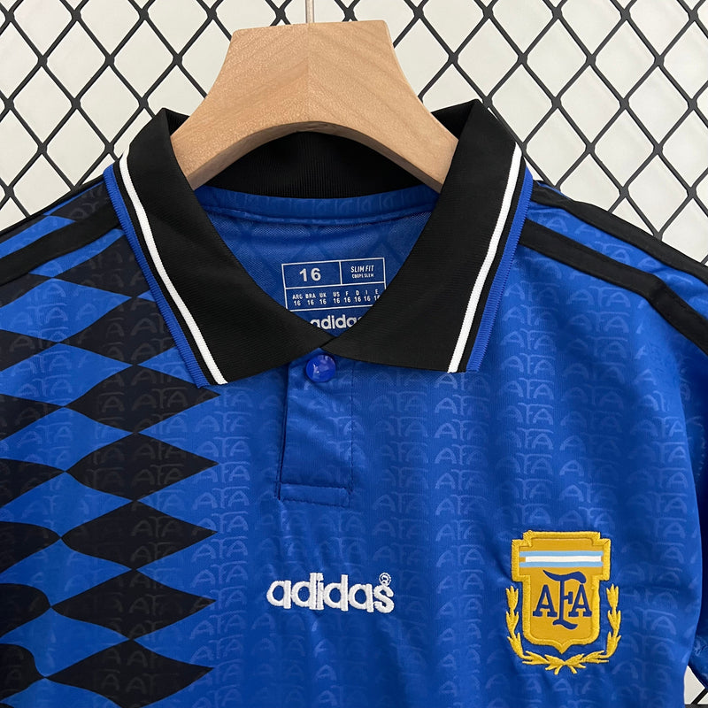 T-shirt and Shorts per Kind Argentina Retro 1994