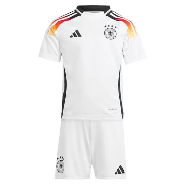 T-shirt and Shorts per Kind Germany Home 24/25