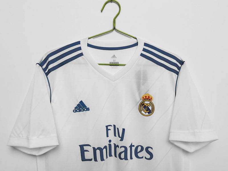 Shirt del Real Madrid Retro 2017/18 -Patch