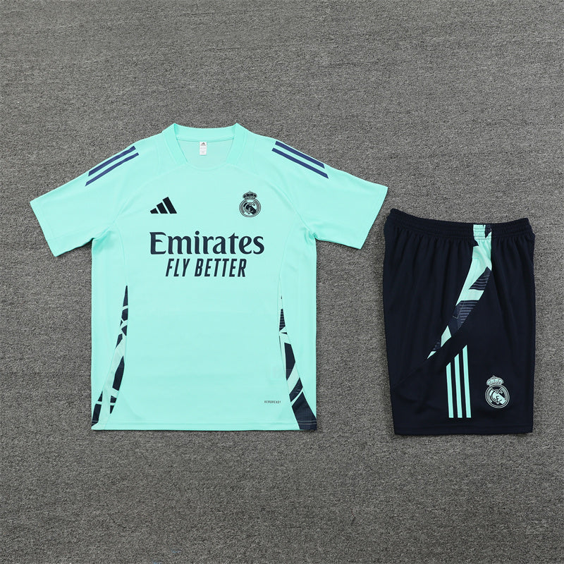 Training shirt and shorts from Real Madrid 24/25