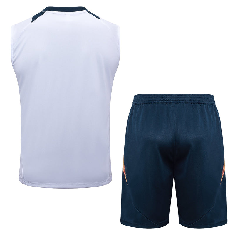 Training shirt and shorts from Real Madrid 24/25