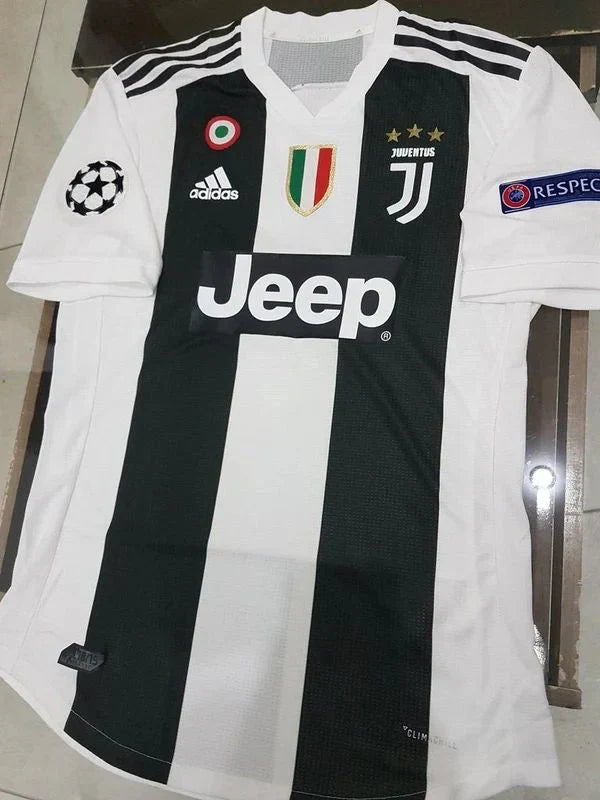 Shirt Juventus Retro Home 18/19 -Patch