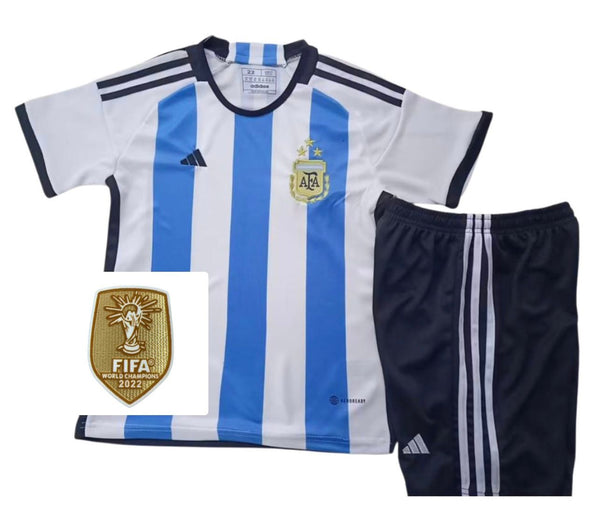 T-shirt and Shorts per Kind Argentina - 3 STELLE - 22/23 - CON TOPPA DEL CAMPIONE DELLA COPPA DEL MONDO