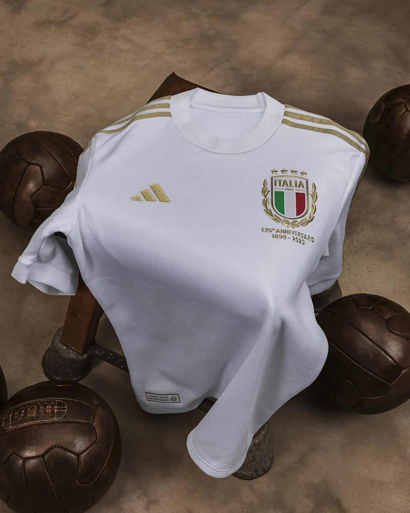 125th anniversary shirt of the Italian national team