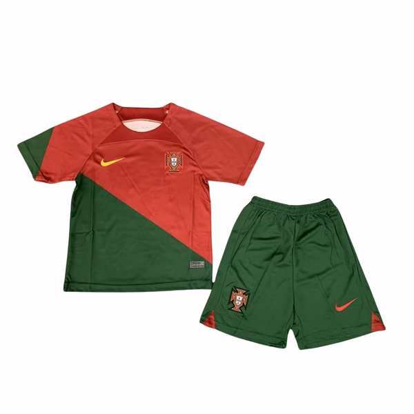 T-shirt and Shorts per Kind Portugal 22/23